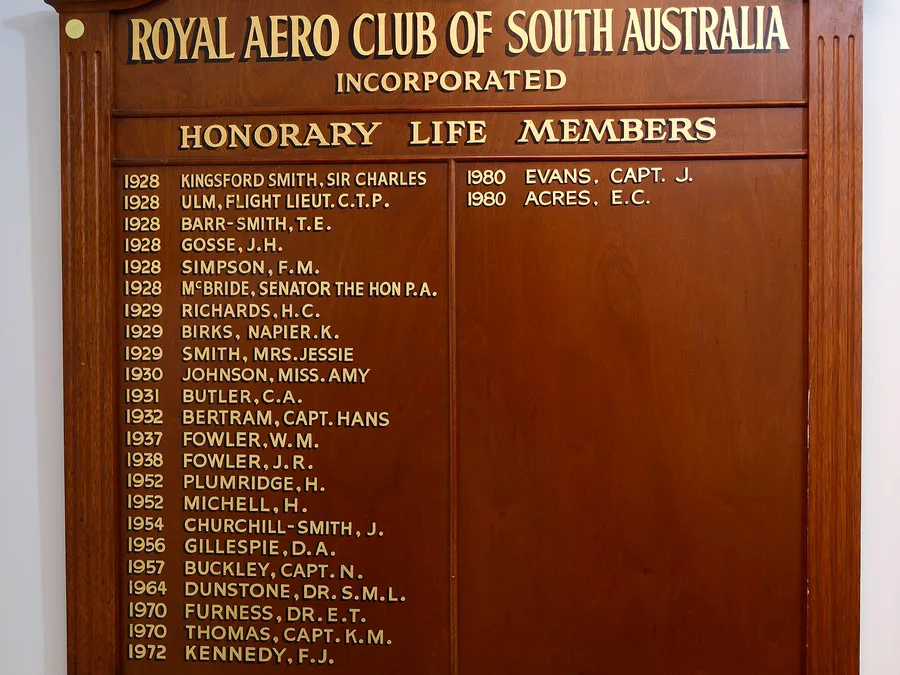 Australian Aviation & Heritage Travel